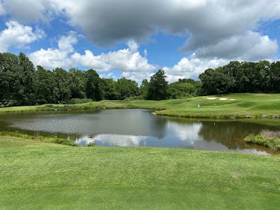 The Chateau Par 3