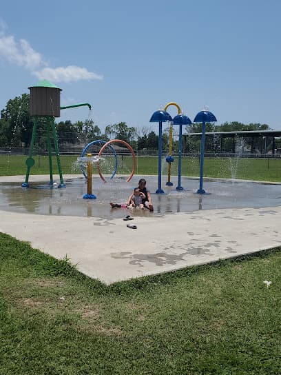 Mustang Community Center / Park