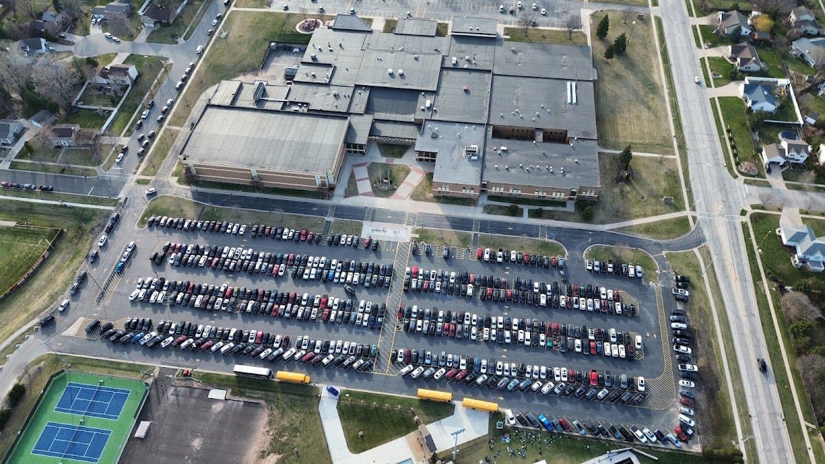 De Pere High School Tennis Court